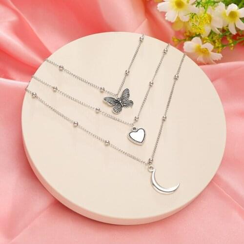 3Pcs/Set Retro Moon Love Butterfly Pendant Necklace Silver Color Clavicle Initial Chain Necklace for Women Party Jewelry Gift