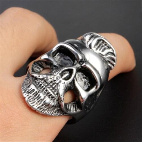 European and American stainless steel jewelry Mens jewelry Elvis Presley titanium steel skull ring