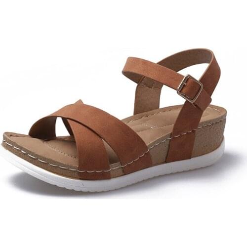 2020 Summer New Large Size Sandals Womens Hot Sale Ultra Light Large Size Sandals Fashion Shake Womens Shoes