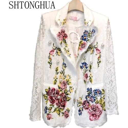 SHTONGHUA 2019 Spring Luxruy Women Lace White Coat Embroidery Floral Pearl Double-Breasted Long Sleeve Pocket Jackets Coat