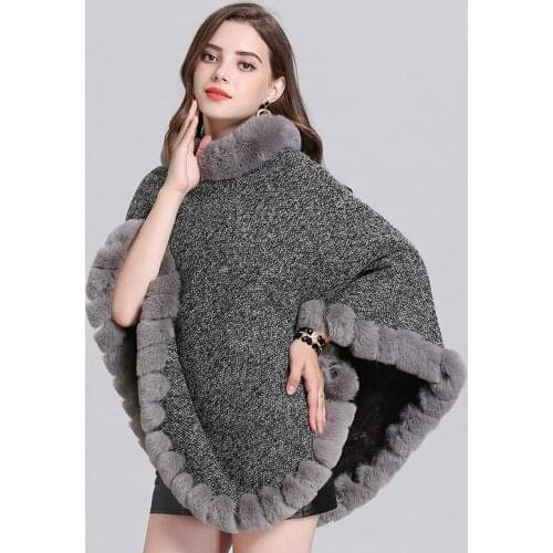 High Quality Faux Fox Fur Collar Plus Velvet Warm Knitted Sweater Poncho Women 2021 Winter Pullover Capes Cloak Jackets Coat