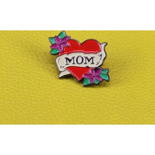 Mom heart Enamel Pin keep it just like your mother are always together with you
