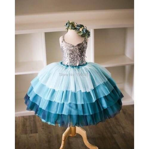 2020 New Childrens Dress Girls Cake Sequined Dress Girls Princess Ball Gowns Rainbow Bottom Ball Gowns Tiers Big Bottom Dress