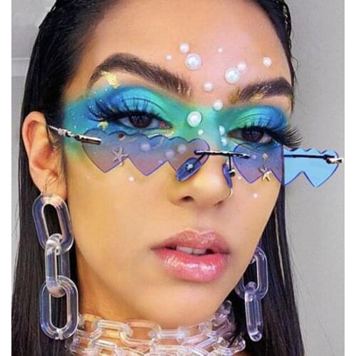 European Hip Hop Star Style Love Heart Shape Sunglasses For Women Alloy Brand Sun Glasses Female Candy Color Mini Shades Men