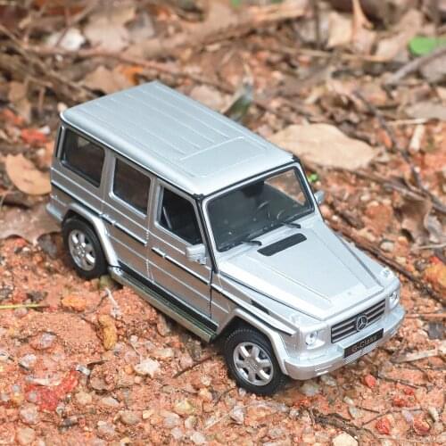 WELLY 1:24 Mercedes-Benz G-Class Alloy Luxury Vehicle Diecast Pull Back Cars Model Toy Collection