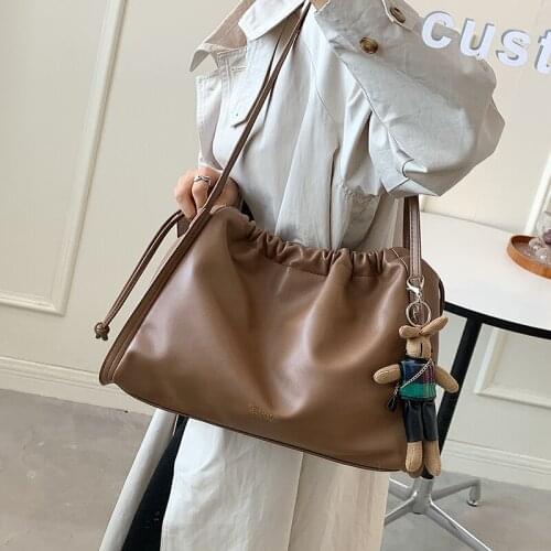 DORANMI Soft Material Casual Totes Messenger 2021 Luxury Brand Designed Shoulder Bag Female Crossbody Bags Bolsos Mujer SB588