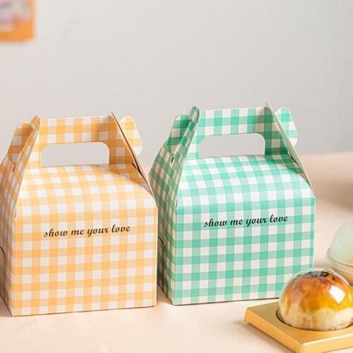 50pcs Plaid Biscuit Candy Box Paper Portable Muffin Cupcake Box Mousse Cake Pudding Packaging Gift Boxes