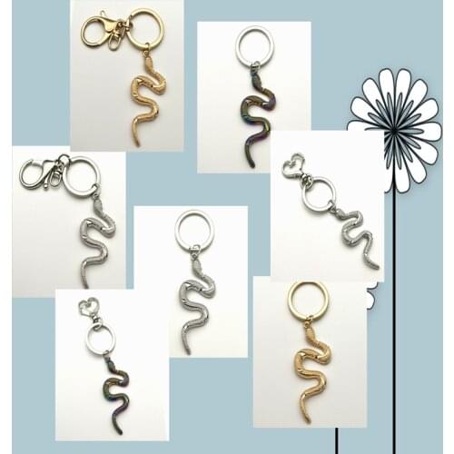 Snake Keychain New Animal Snake Pendant Men and Women Pendant Keychain Simple Fashion Men and Women Birthday Jewelry Jewelry