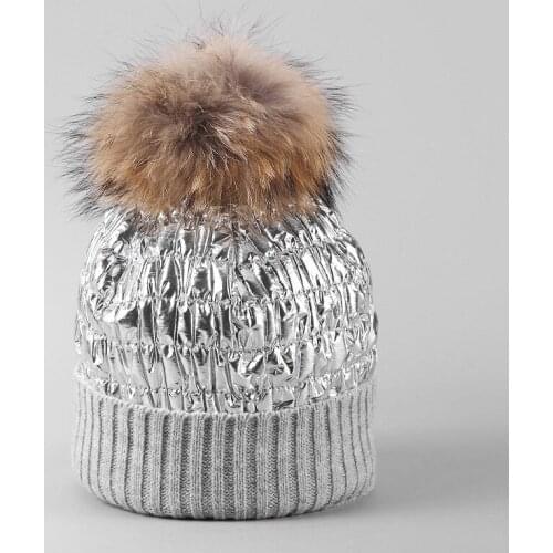 Winter new down patchwork woolen yarn hat for women raccoon fur ball knitted hat beanie outdoor skiing cold ear protection