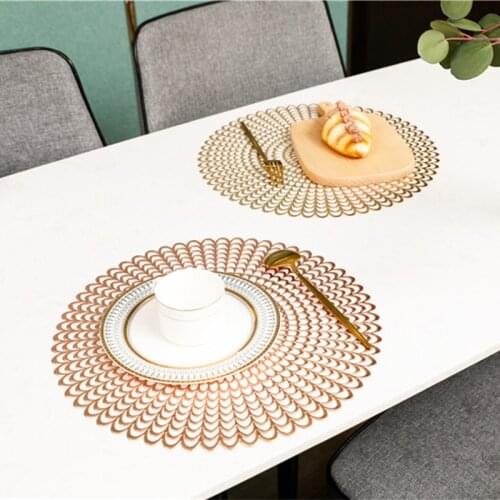 1pc Round PVC Hollow Bronzing Placemat Insulation Table Mats No Slip Coffee Cup Coaster Steak Pads Kitchen Restaurant Home Decor