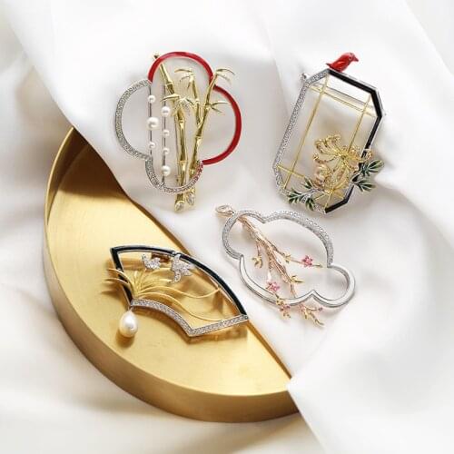 Maywell Star Flower Brooches For Clothes
