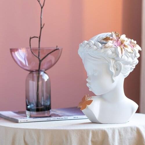 Nordic Home Decoration Figure Statue Room Decor Bust Sculpture Desk Decorations Objects Christmas Gift Figurines For Decoration