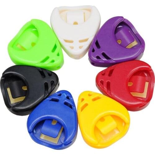 Guitar Pick Holder Plastic Plectrum Case Heart Shape Portable Acoustic Electric Guitar Picks Plectrum Protect Case Cover