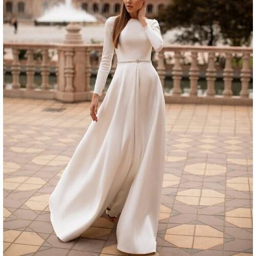 Elegant Long Sleeve O-Neck Wedding Dresses with Pockets Ivory Open Back with Button Satin Robes De Mariée Bridal Gown For Women