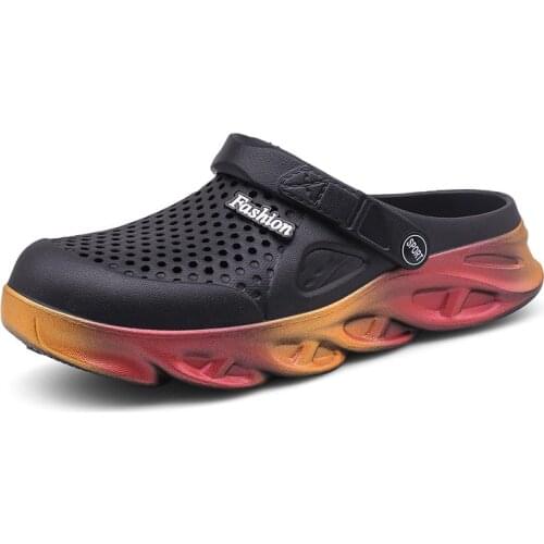 Summer Light Women Men Beach Shoes Casual Comfort Men Clogs Zapatillas Hombre Men Women Slippers Leisure Men Sandals for Women