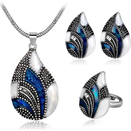 2020 Hot Womens Fashion Retro 3 Pcs/Set Bride Wedding Luxury Crystal Necklace/Earrings/Ring For Women Water Drop Jewelry Set