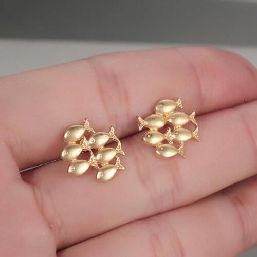 Chandler Alloy Swimming Fish Earring For Women Girl Cartoon Funny Fishes Animal Cute Bronics Graceful Joker Party Gift Decor