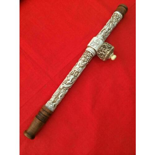 Antique The ancient Chinese pipe with decorative pattern（dragon