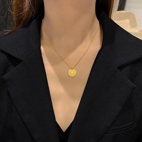 Classic Elegant Coin Pendant Necklaces Party Jewelry Accessories Simple Cute Women Necklace Golden Titanium Steel