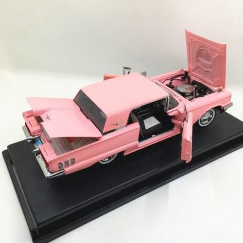 Diecast 1:18 Alloy Car Thunderbird 1960 Classic Vehicle Muscle Model Collection Souvenir Ornaments Display