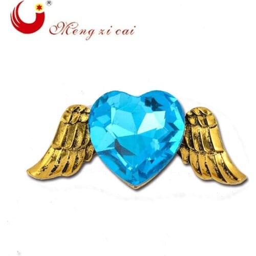 2019 Vintage Cute Red Heart Crystal Brooch Fashion Gold Angel Wings Collar Broche Wholesale Women Brooches X1313