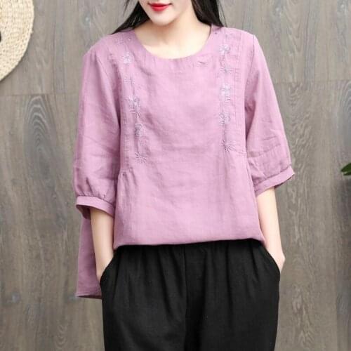 Elegant T Shirts Women 2020 Summer Blouse And Top Women O-Neck Embroider T-Shirt Retro Tshirt Vintage Soft Girl Clothes AA5388