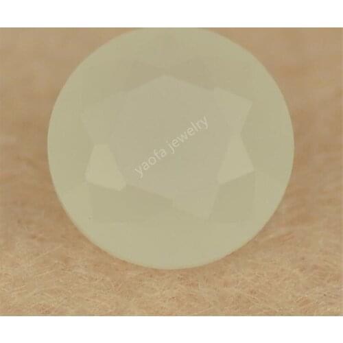 Wholesale 3~15mm 5A Milky Whit Color Synthetic Gems Glass Stone Round Brilliant Shape Loose Glass Beads For Jewelry