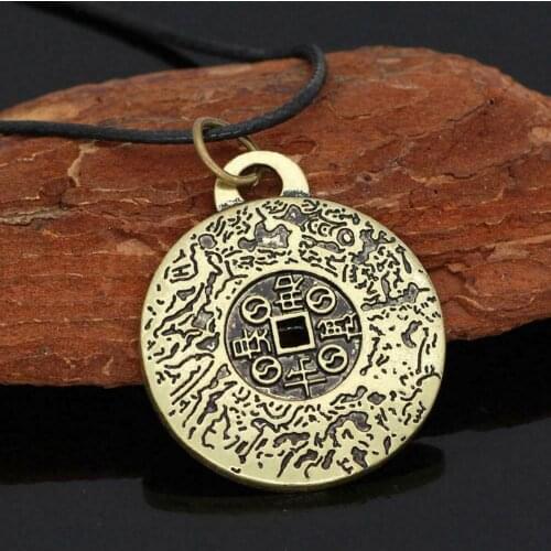 Vintage Lucky Amulet Pendant Necklaces For Women Men Retro Classic Style Antique Bronze Rope Chain Necklace Fashion Jewelry Gift