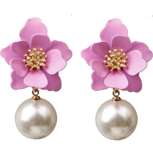 2020 New Design Pearl Dangle Acrylic Matte Petal Stud Flower Earrings Beach Wedding Party Temperament Girls Gift Women Jewelry