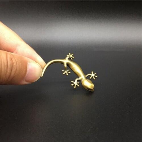 Solid Copper Small Gecko Pendant Brass Gecko Ward Off Evil Spirits And Protect Safety Pendant Key Chain Pendant Small Gift
