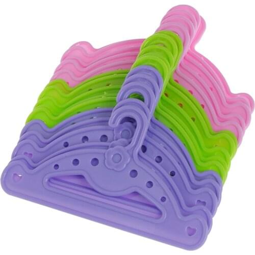 5Pcs Dolls Clothes Accessories American 18 Inch Girls Doll Plastic Hangers Baby Toys Fit 43 Cm Baby Doll Green/Pink/Purple Color