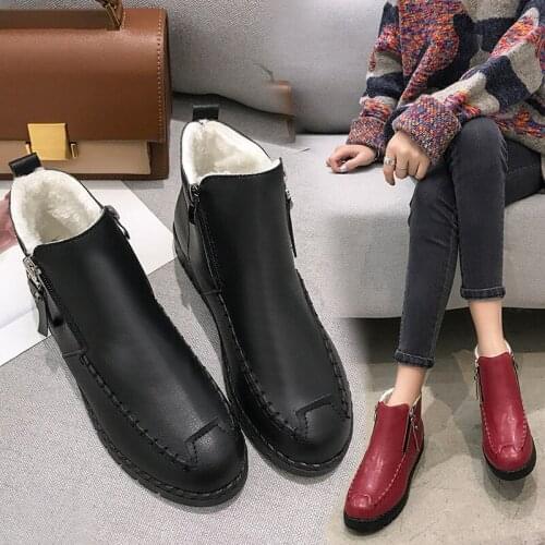 Winter Women Shoes Soft-soled Short Boots Middle-aged Warm Plus Velvet Non-slip Comfortable Mom Shoes Cotton Shoes Leather Shoes