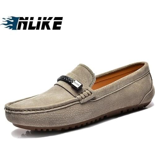 INLIKE Men Casual Suede Leather Loafers Solid Leather Doug Shoe Moccasins Gommino Slip on Men Loafers Shoes For Driving