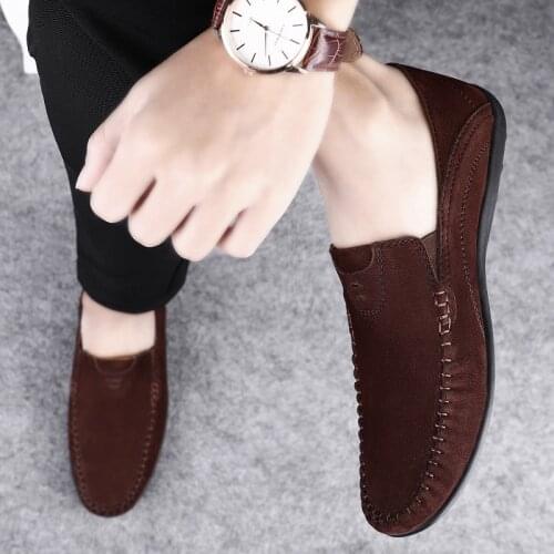 New mens hand-sewing casual flat shoes cow suede leather comfortable round toe loafers breathable fashion casual man shoes