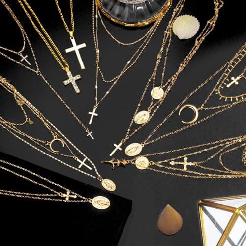 Vintage Multilayer Crystal Pendant Necklace For Women Gold Color Beads Moon Star Horn Crescent Choker Necklaces Party Jewelry
