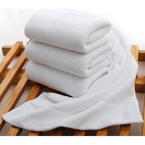 2pcs Pure Cotton White Towel Thickened Hotel Platinum Forged Embroidery Customized Logo Name And Date Gift Wedding Decoration