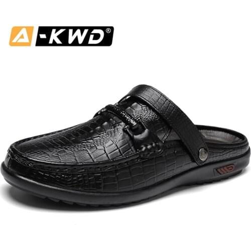 2020 Summer Leather Shoes Men Soft Flat Mules Casual Shoe Loafers Slippers Men Mocassin Homme Driving Walking Leisure Shoes Male