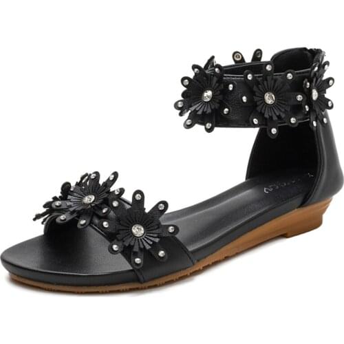 Woman Slope Sandals With Bling ​Bohemian Female 2021 Summer Fashion Flower Roman Word With Flat Sandals All-Match Casual Shoe