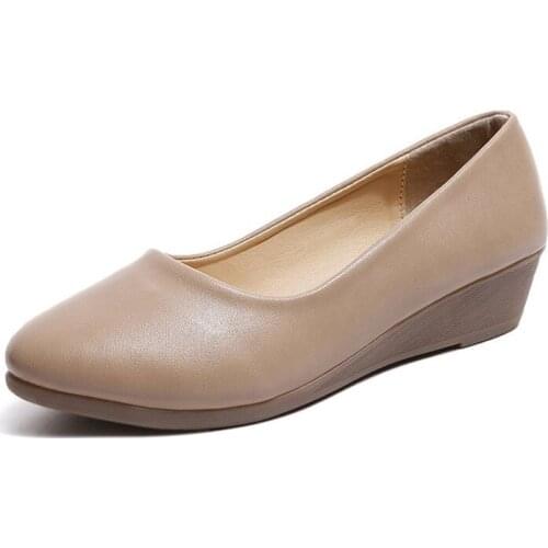 2021 Woman Leather Flats Shoes Ladies Slip On Womens Loafers Female Moccasins Shoe Flexible Round Toe Nurse Heel Flats