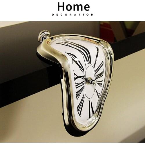 Creative Home Furnishing Seat Twisted Clock Melting Clocks Table Corner Decoration Clock Retro Ornaments Crafts