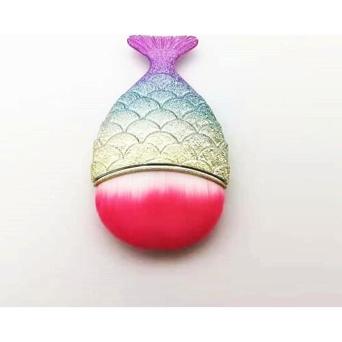 New hot fish type single foundation blush brush professional makeup brush color mermaid tail fish tail creative