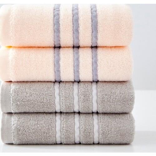 FLOWERS AND CAKES Face Towels