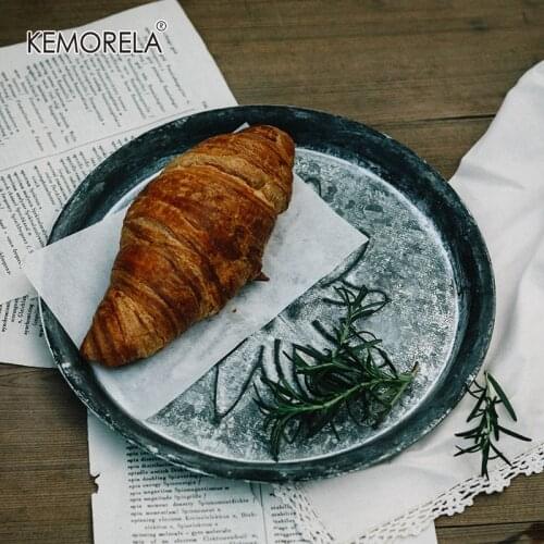 Retro Disc Iron Craft Tray Antique Metal Round Embossed Iron Tray Flower Pot Tray Kitchen Decoration Photography Props