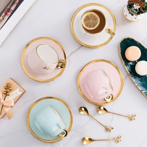 Delicate Pink Girls Heart Cup European Small Luxury Ceramic Coffee Cup and Dish Set Household Portable Flower Tea Cup and Spoon