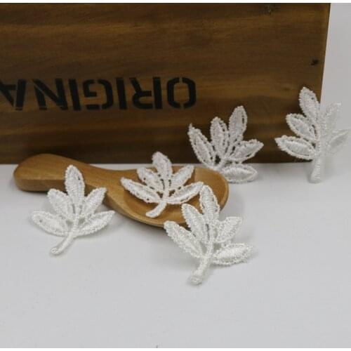 20 Pcs Lace Embroidery Patch White Flower Applique Leaf Lace Fabric Patches Sewing Clothing Wedding Stickers Clothes Accessories