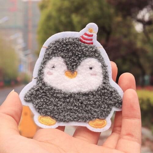 Cute cartoon Styling furry patch Arctic Penguin patch Hand DIY sewing childrens clothes decoration plus T-shirt Sew-On clothes