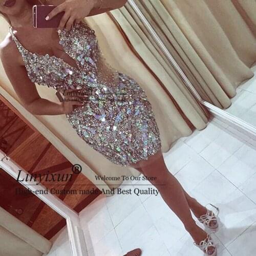 Sexy Sparkle Crystal Mini Cocktail Dresses 2020 Luxury Beaded Short Homecoming Party Dress Sheath Short V-neck Prom Gowns