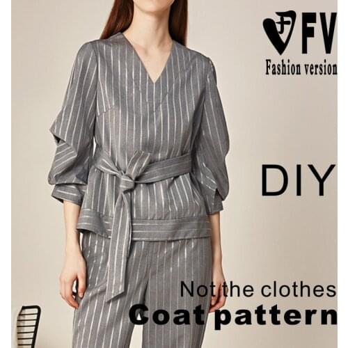 Coat pattern womens V-neck blouse 1:1 garment cutting drawing BWT-88