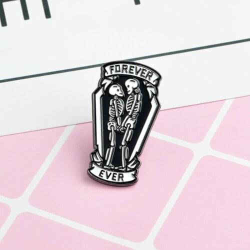 Personality Fashion FOREVER EVER Skeleton Lovers Metal Enamel Brooches Clothes Backpacks Badge Jewelry Gifts For Lovers Jewelry