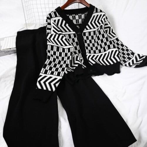 2021 Autumn Tracksuit Women V-neck Single Breasted Chic Print Knitted Coat + Straight High Waist Wide Leg Pants 2 Piece Set